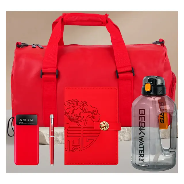 Sports bag พร้อม พาวเวอร์แบงก์ พร้อม ปากกา พร้อม สมุดโน้ต พร้อม sports กระบอกน้ำ
