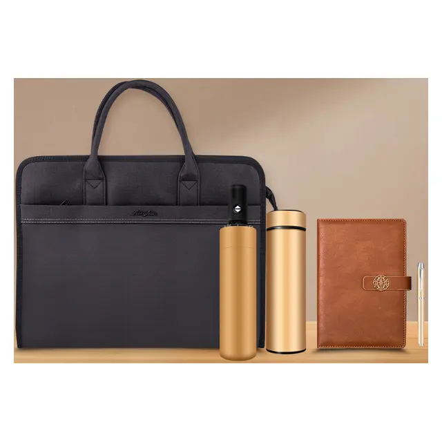 Briefcase พร้อม ร่มพับ พร้อม vacuum กระบอกน้ำเก็บอุณหภูมิ พร้อม สมุดโน้ต พร้อม ปากกา gift pack