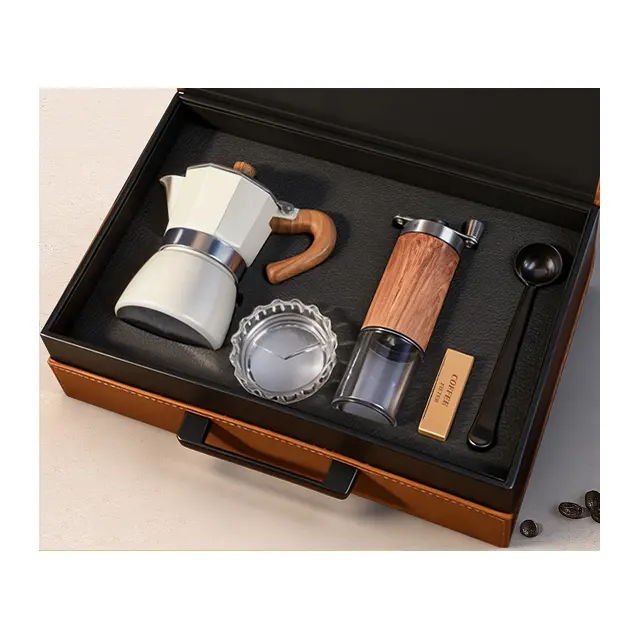 Moka Pot พร้อม Single-spout Coffee Distributor พร้อม Manual Coffee Grinder พร้อม Filter Paper พร้อม Scoop