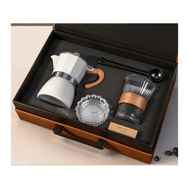 Moka Pot พร้อม Scoop พร้อม Single-spout Coffee Distributor พร้อม Waist-Cinched Fluted Coffee Cup พร้อม Filter Paper